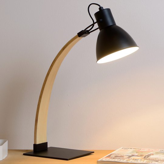 Elegant bordlampe Curf, svart