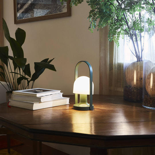MARSET FollowMe LED-bordlampe, batteri, grønn
