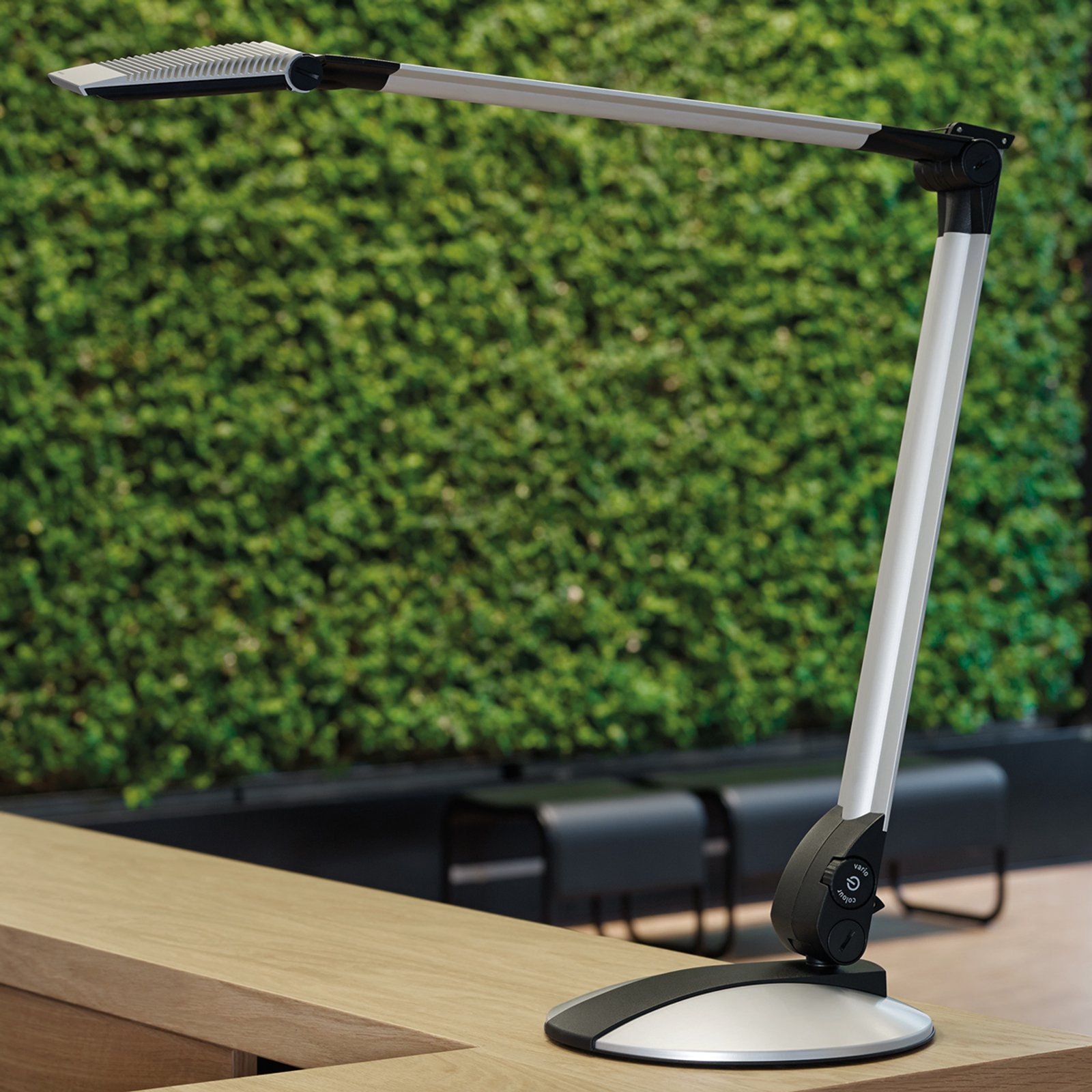 Optimus LED-skrivebordslampe med flat fot