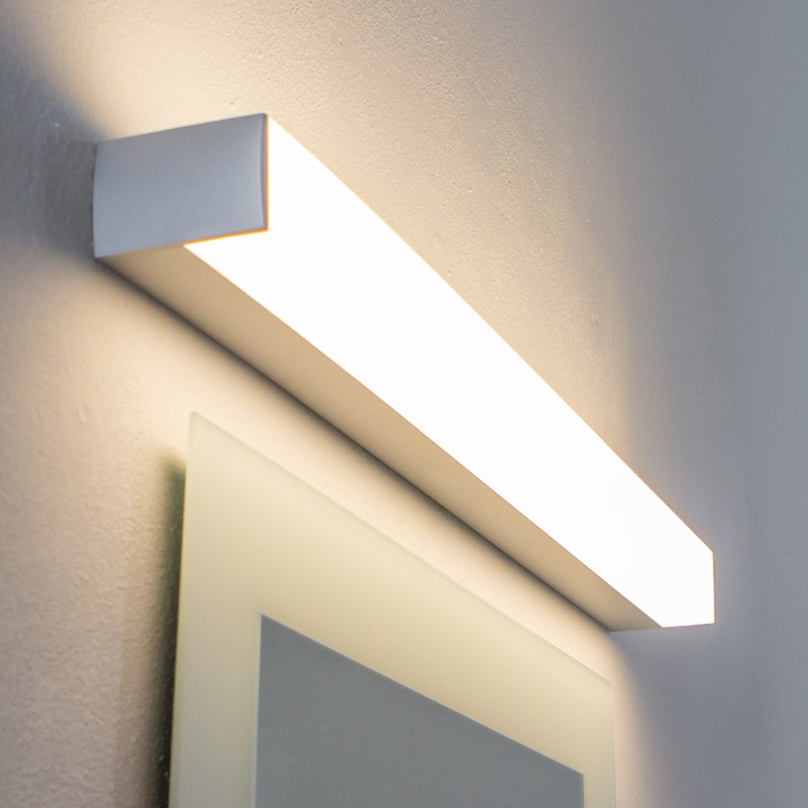 LED vegglampe Seno for baderomsspeilet 83,6 cm