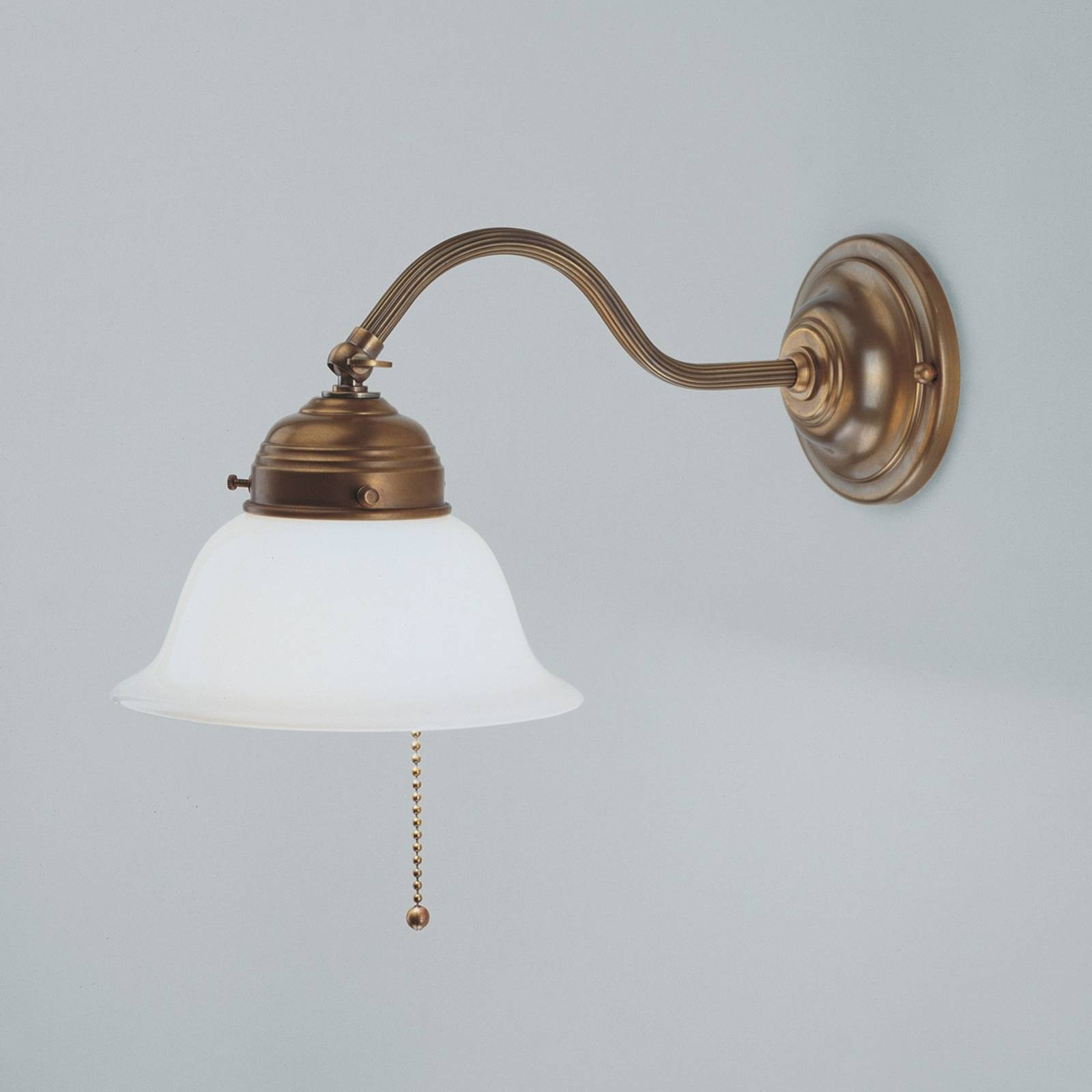 Vegglampe Boris av messing