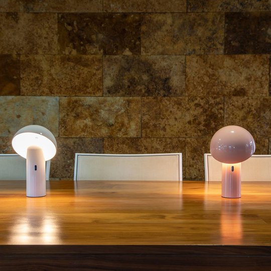 Newgarden Enoki LED-bordlampe med batteri, rosa