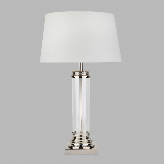 Bordlampe Pedestal, sølv med skjerm i krem