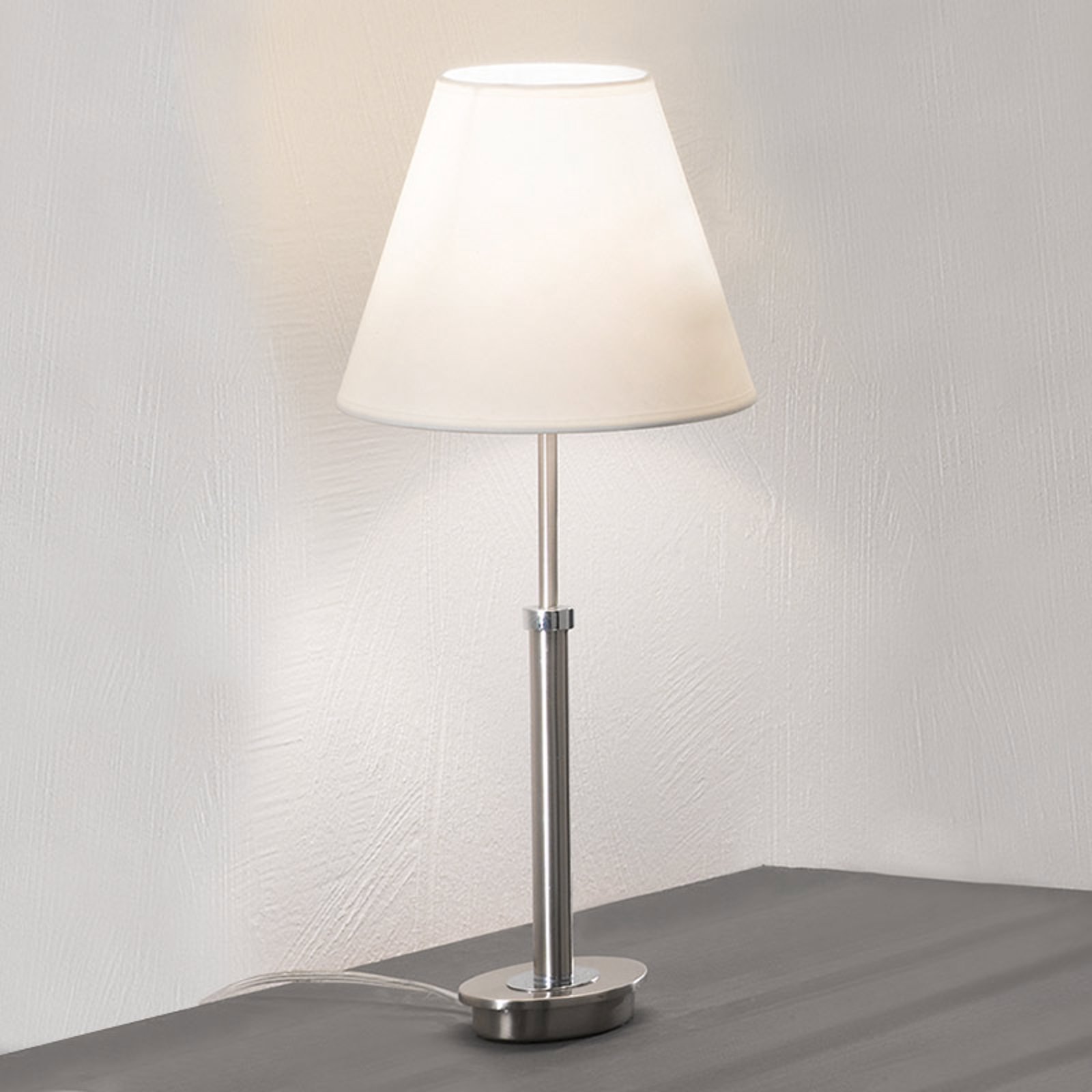 Nikkel-bordlampe Lilly med stoffskjerm, 22 cm