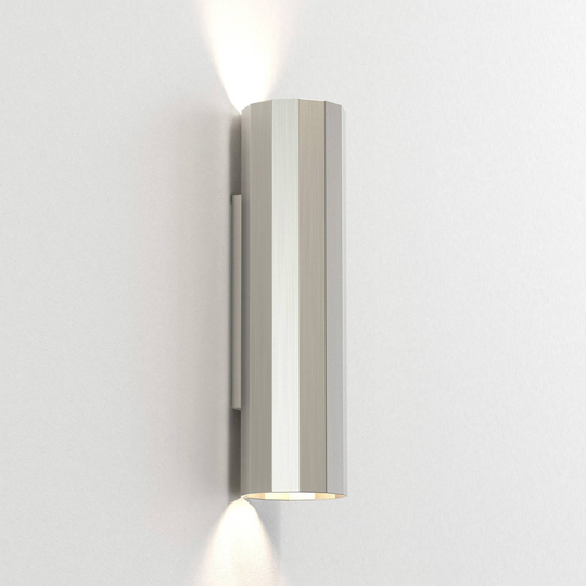 Astro Hashira 300 vegglampe, matt nikkel, 30 cm