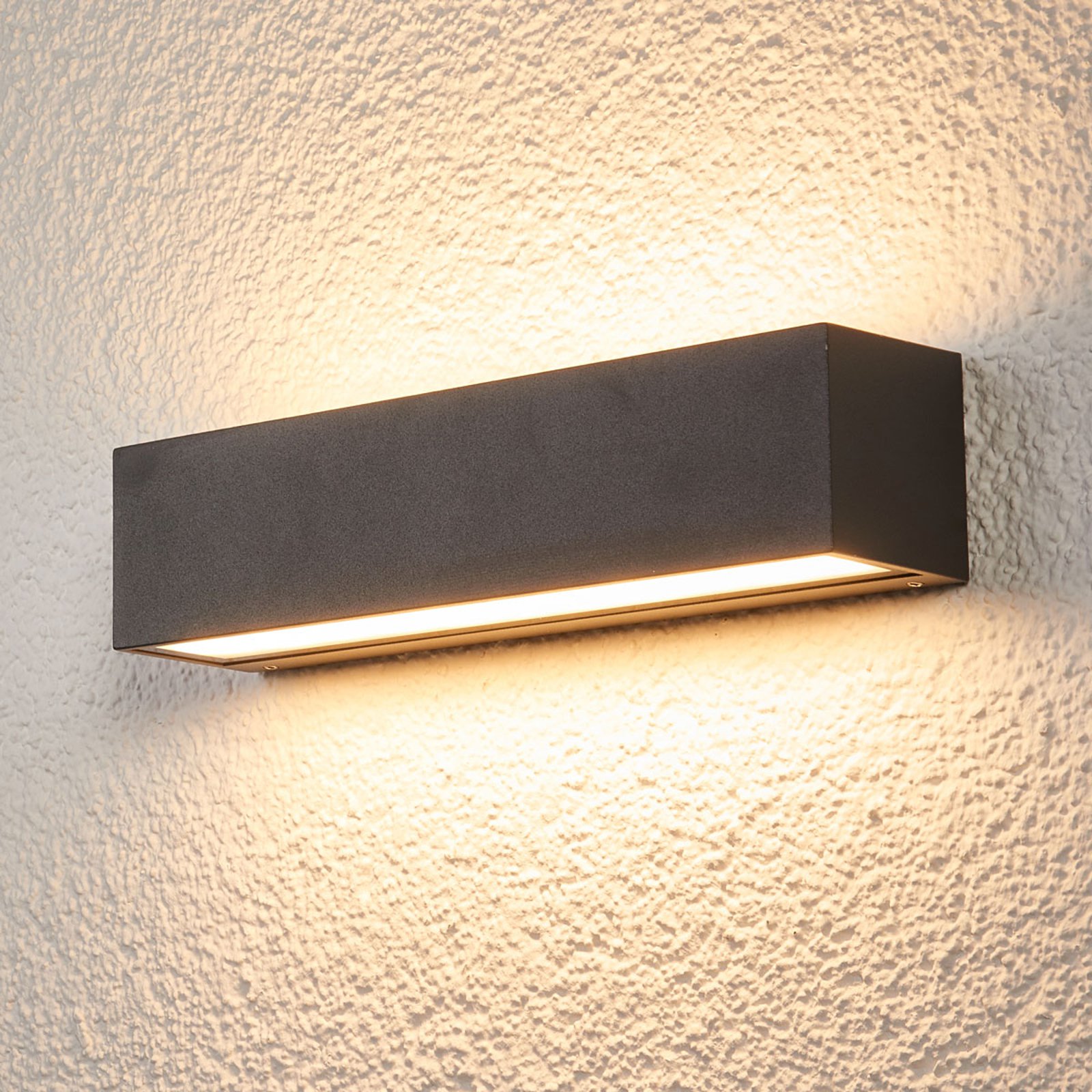 Tilde - oval LED-vegglampe til utebruk med IP65