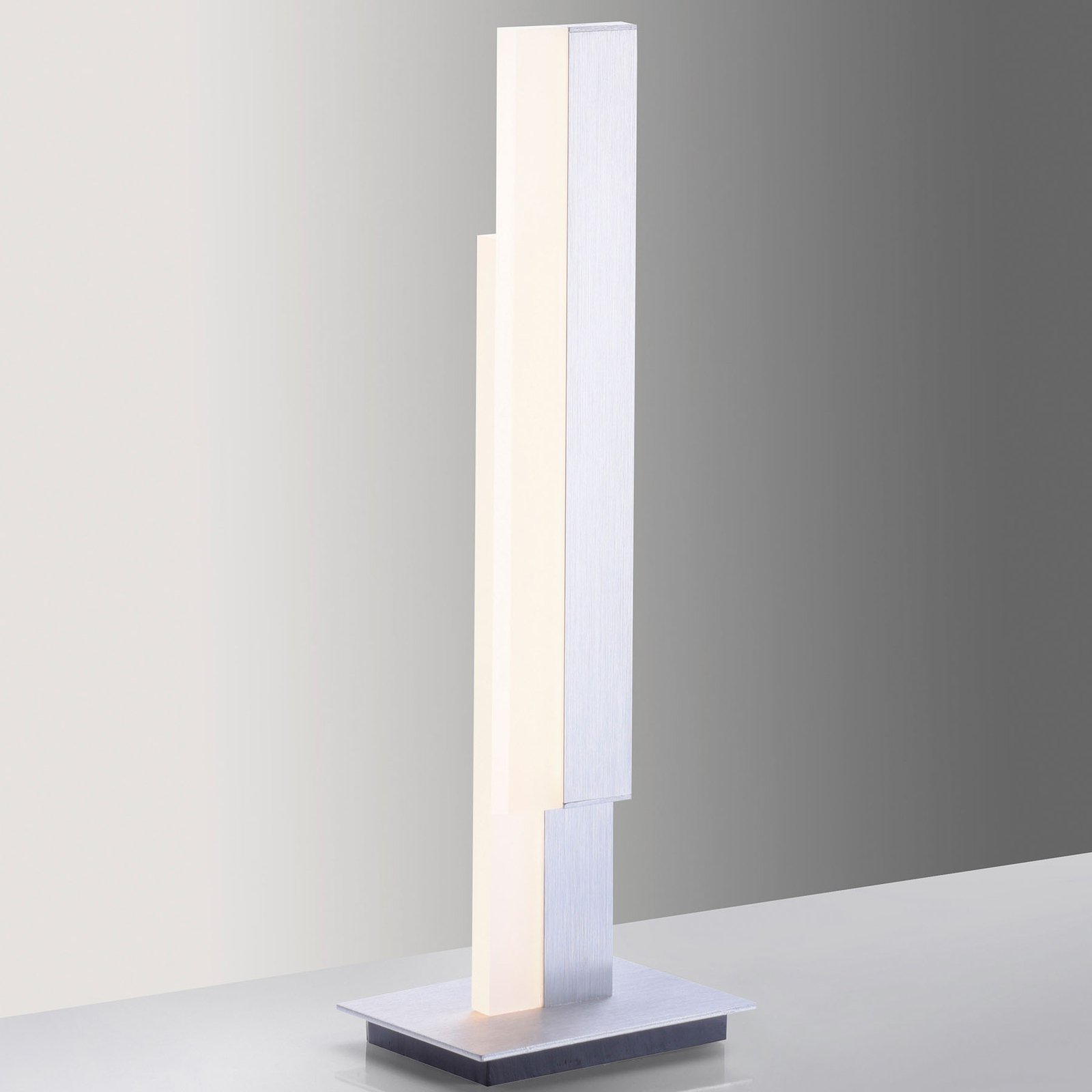 Paul Neuhaus Q-TOWER LED-bordlampe