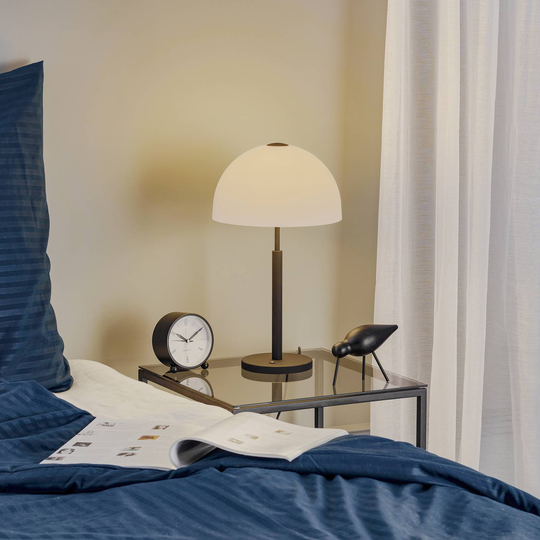 Rothfels Laurena LED-bordlampe, glass, svart