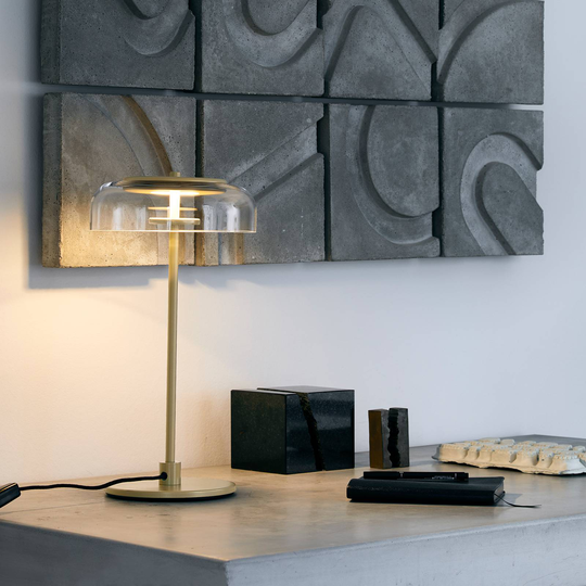 Nuura Blossi Table LED-bordlampe, gull/klar