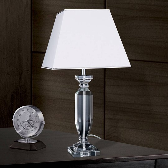 Pokal bordlampe med krystall krom/hvit
