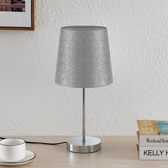 Lindby Leza bordlampe krom, sølv skjerm
