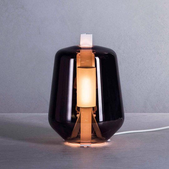 Prandina Luisa T1 bordlampe 2 700 K hvit/røykgrå