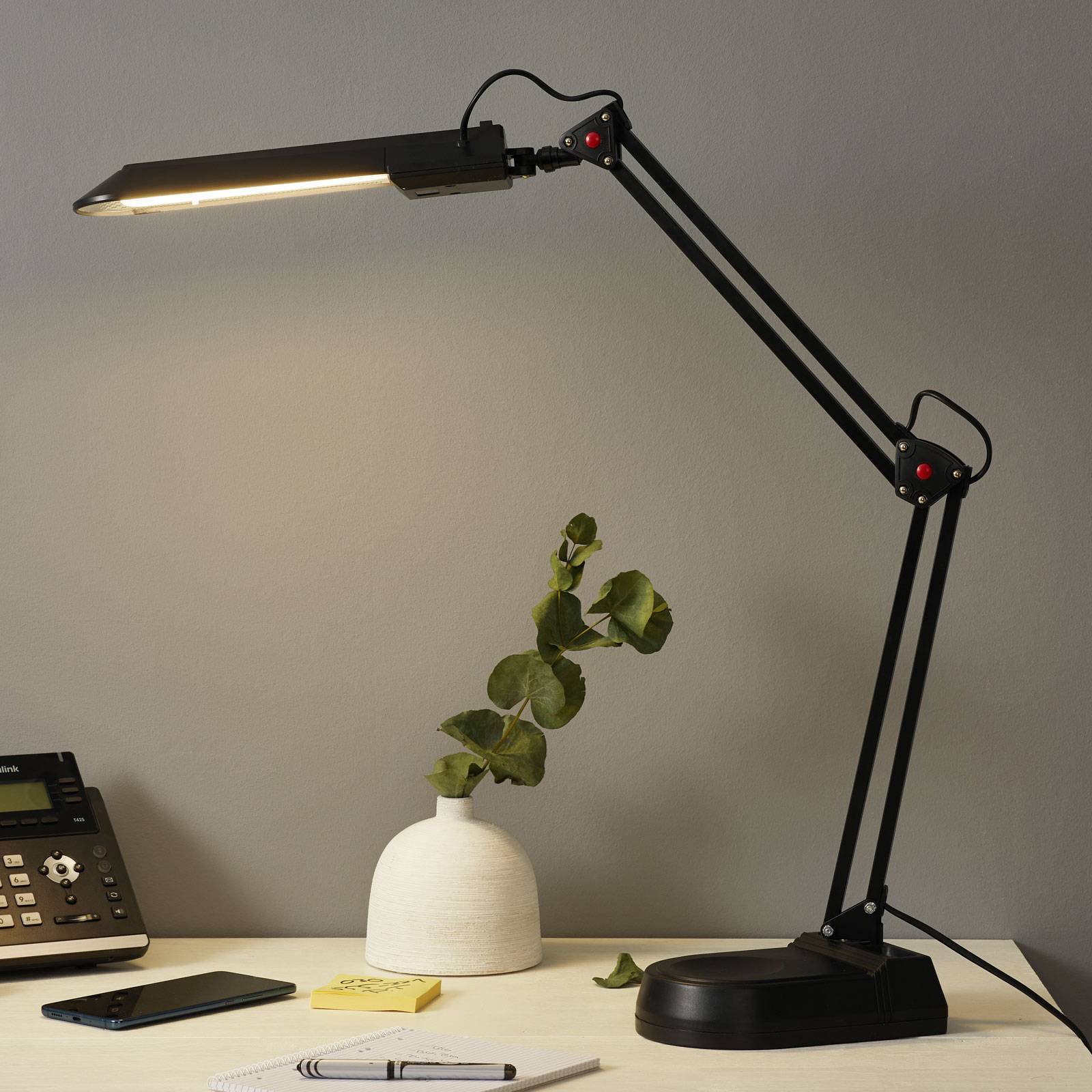 Svart PRACY skrivebordslampe