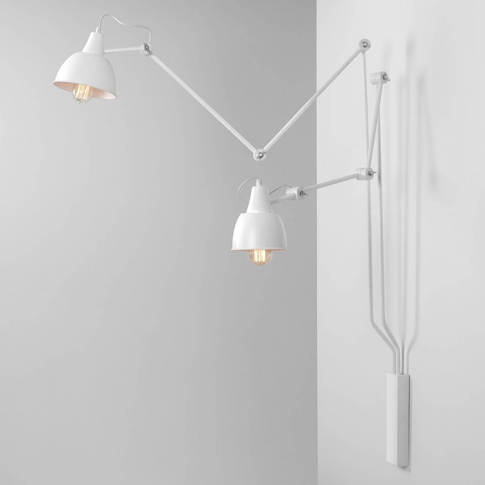 814 vegglampe, justerbar, 2 lyskilde, hvit