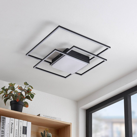 Lindby Nelinka LED-taklampe, svart