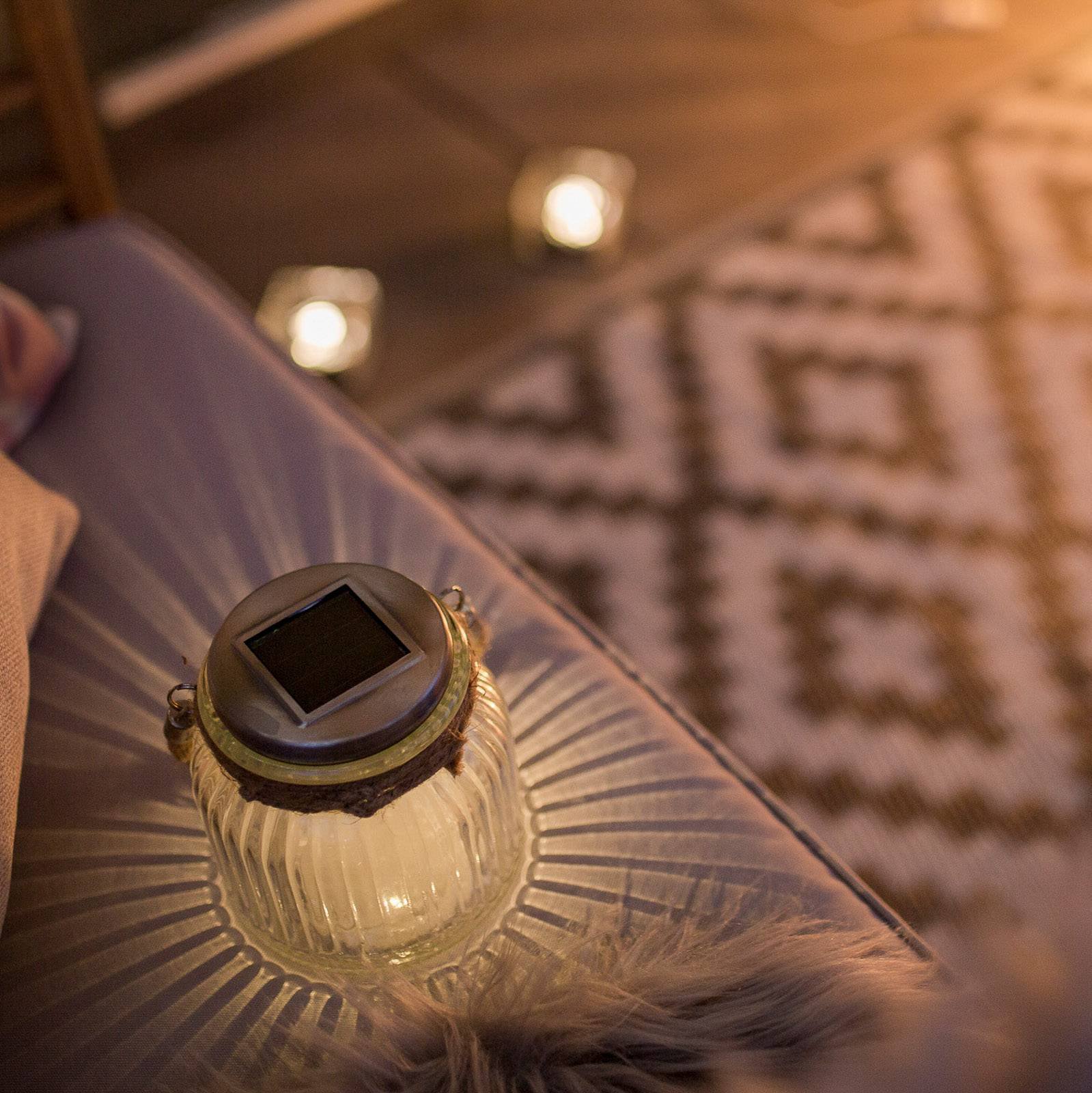 Solcelledrevet LED bordlampe Jar i glass