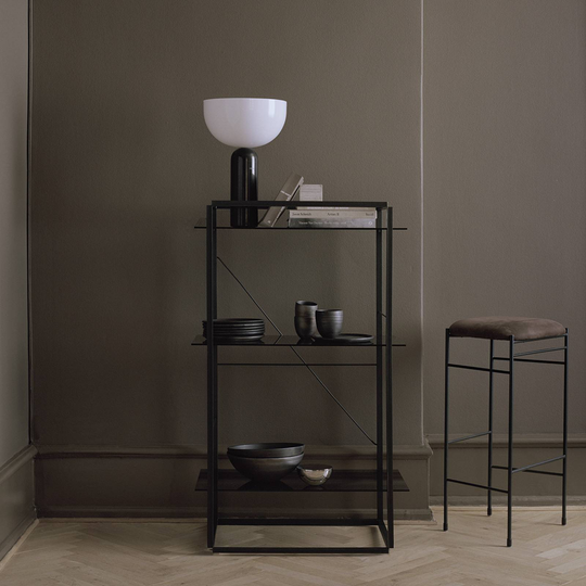 New Works Kizu Large bordlampe, svart