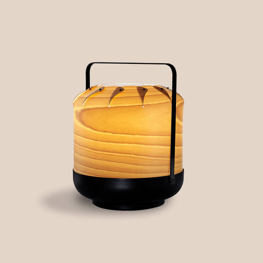LZF Chou Short bordlampe dimbar, bøk
