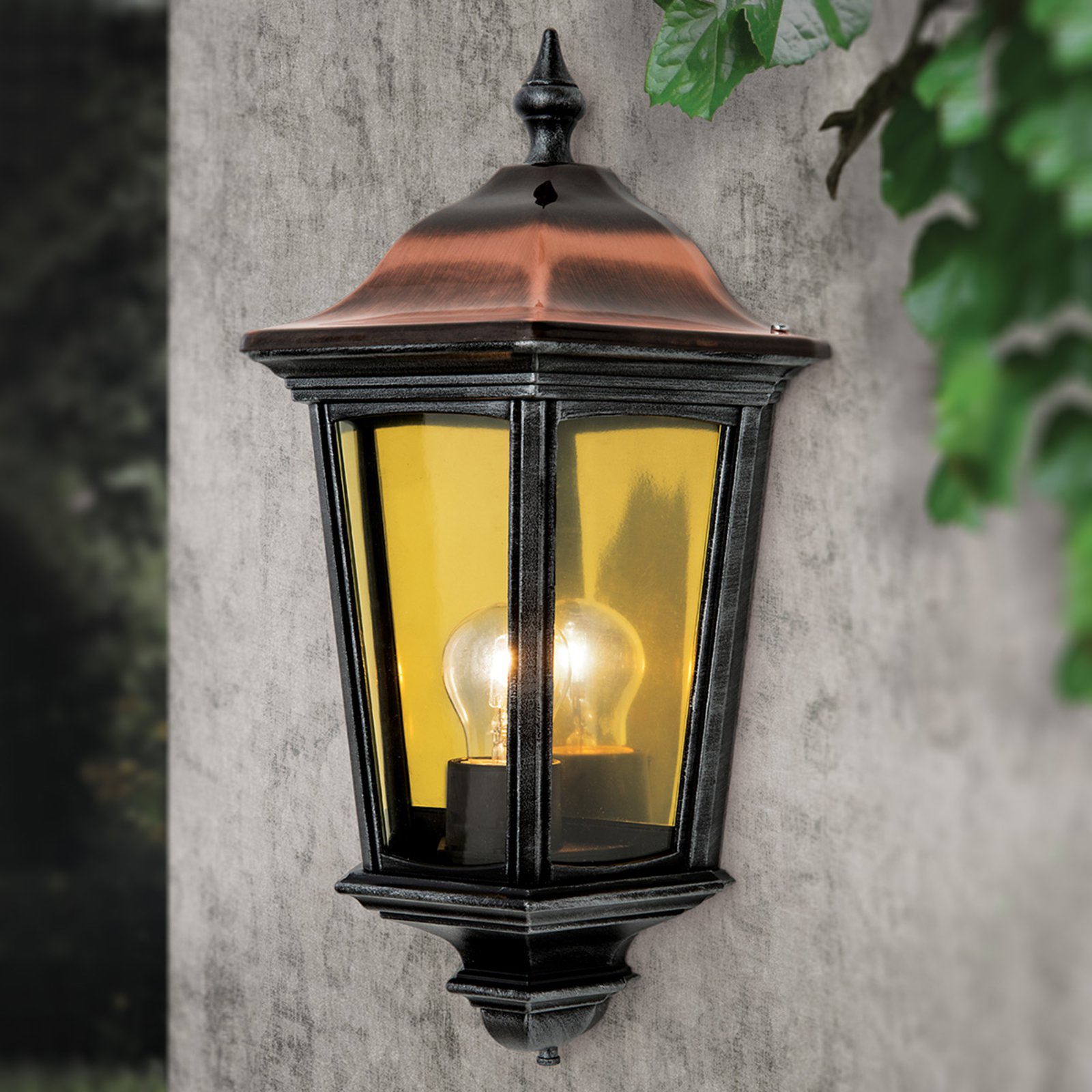 Utendørs vegglampe Antoine halvskål