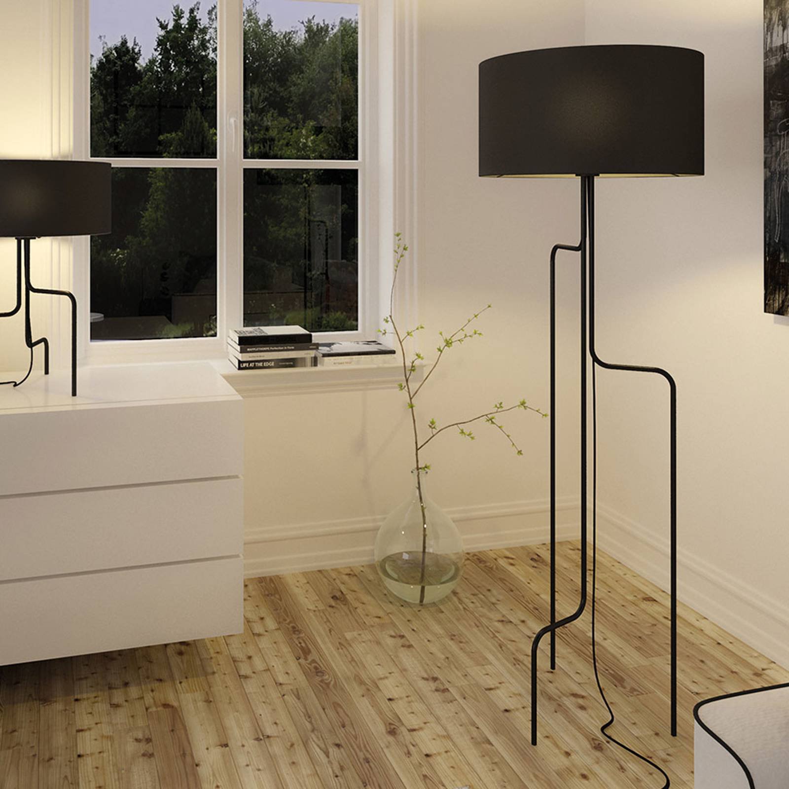 Tekstil-gulvlampe Borneo, svart, tre bein