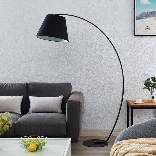 Lindby Senned gulvlampe