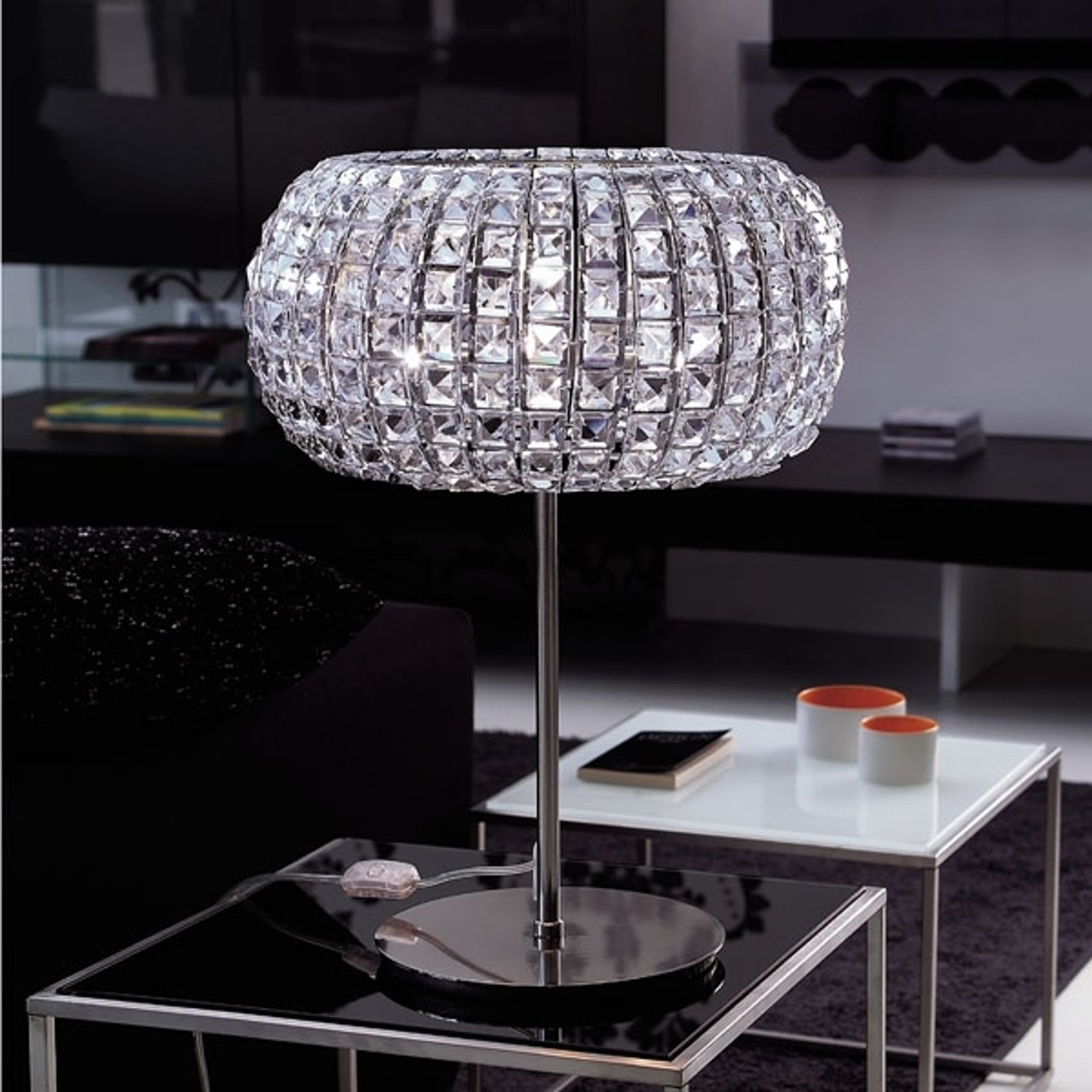 Glamorøs bordlampe NASHIRA