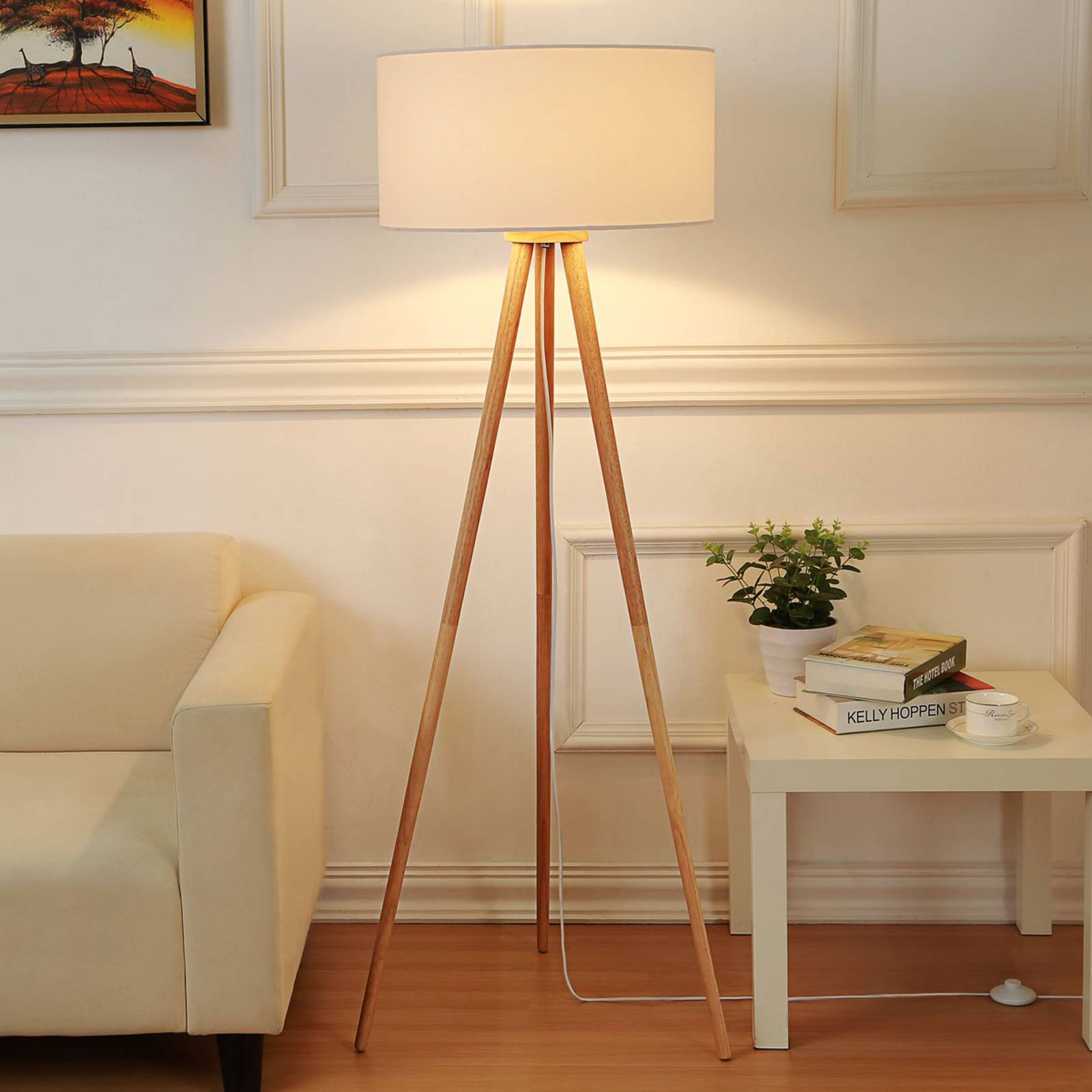 Trefots stoffstålampe Charlia