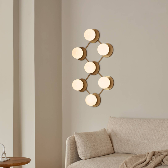 Nuura Liila 7 vegglampe 7 lyskilder gull/opal