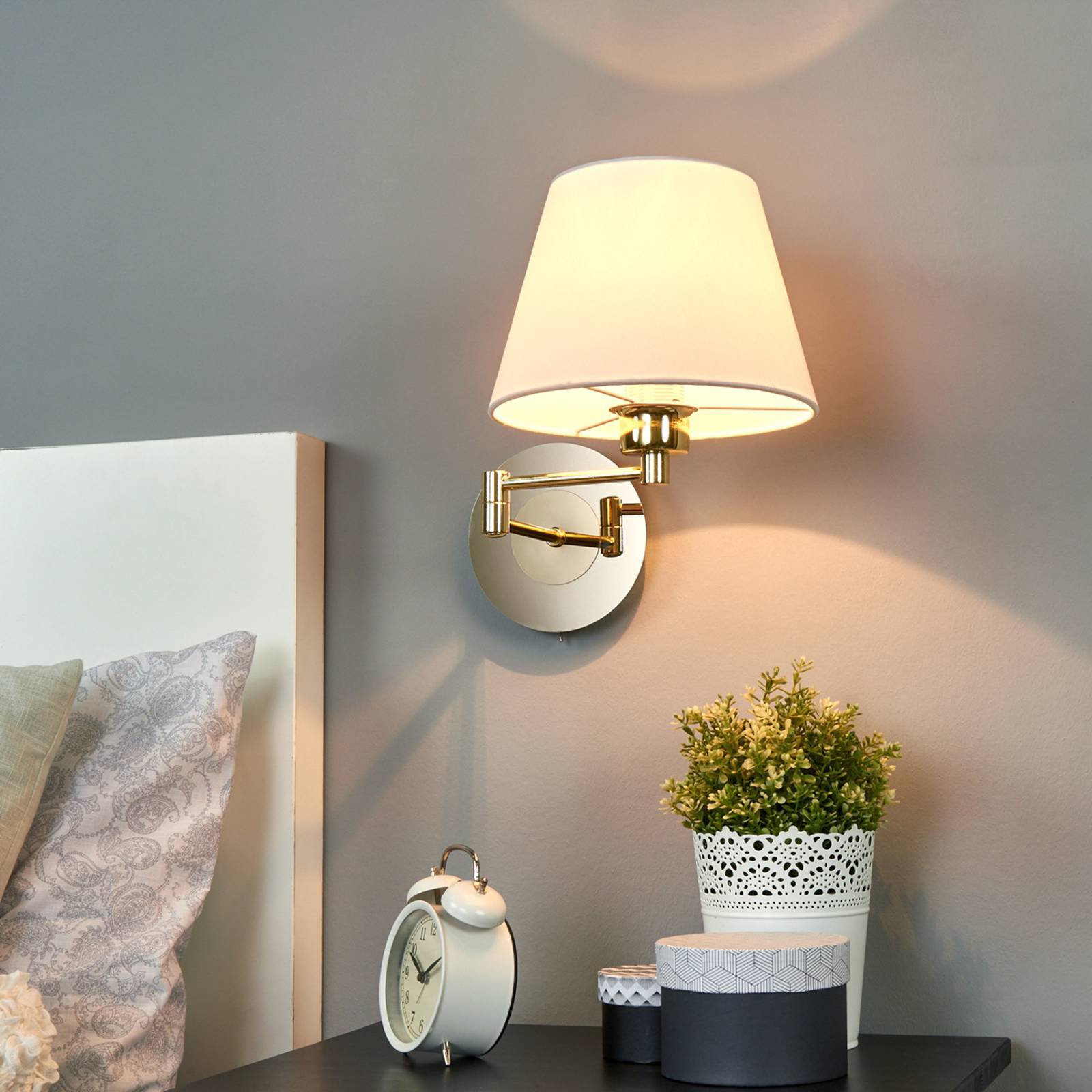 Berlin vegglampe i messing