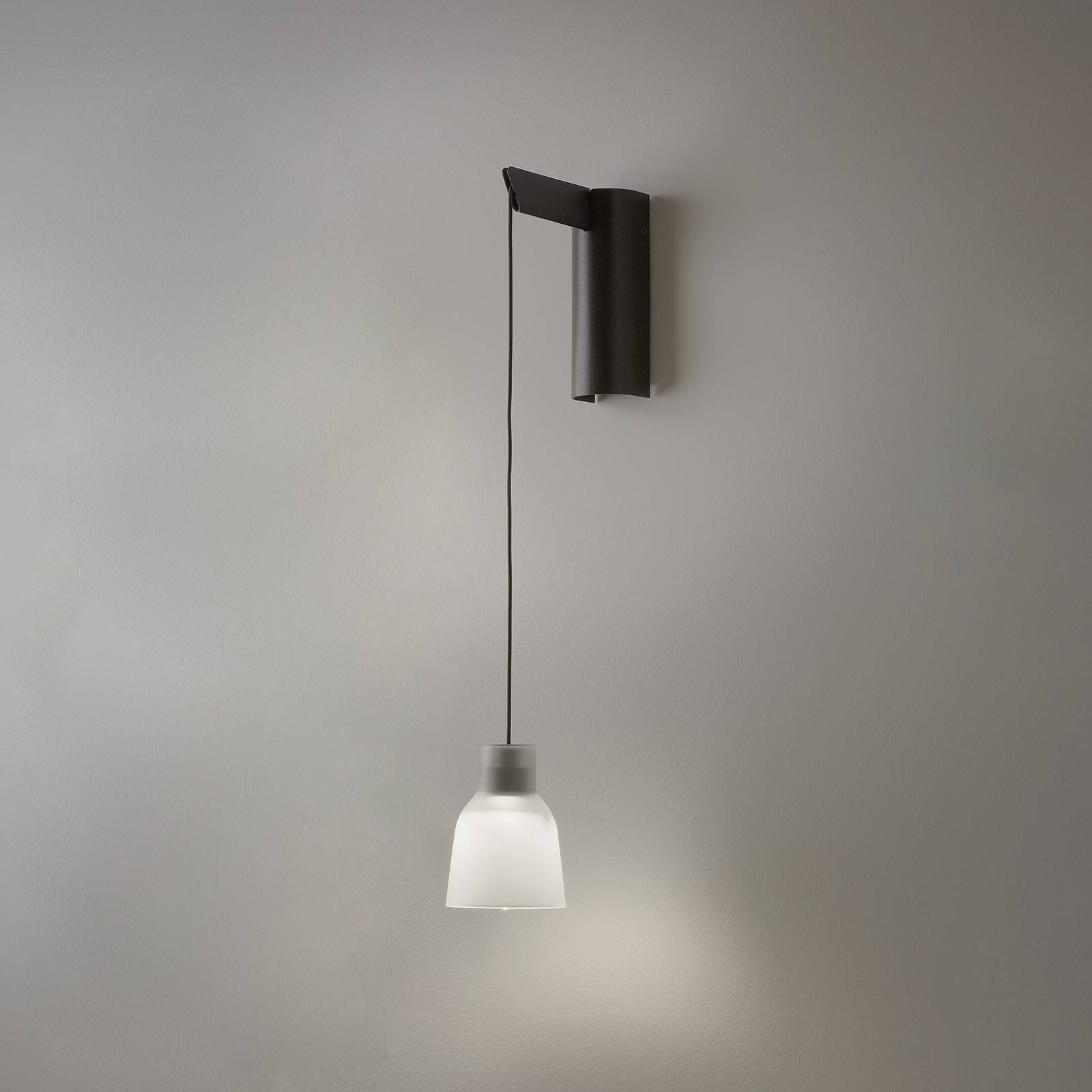 Bover Drip A/01 LED-vegglampe, matt-hvitt