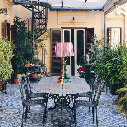 Kartell Bourgie LED-bordlampe flerfarget rosa