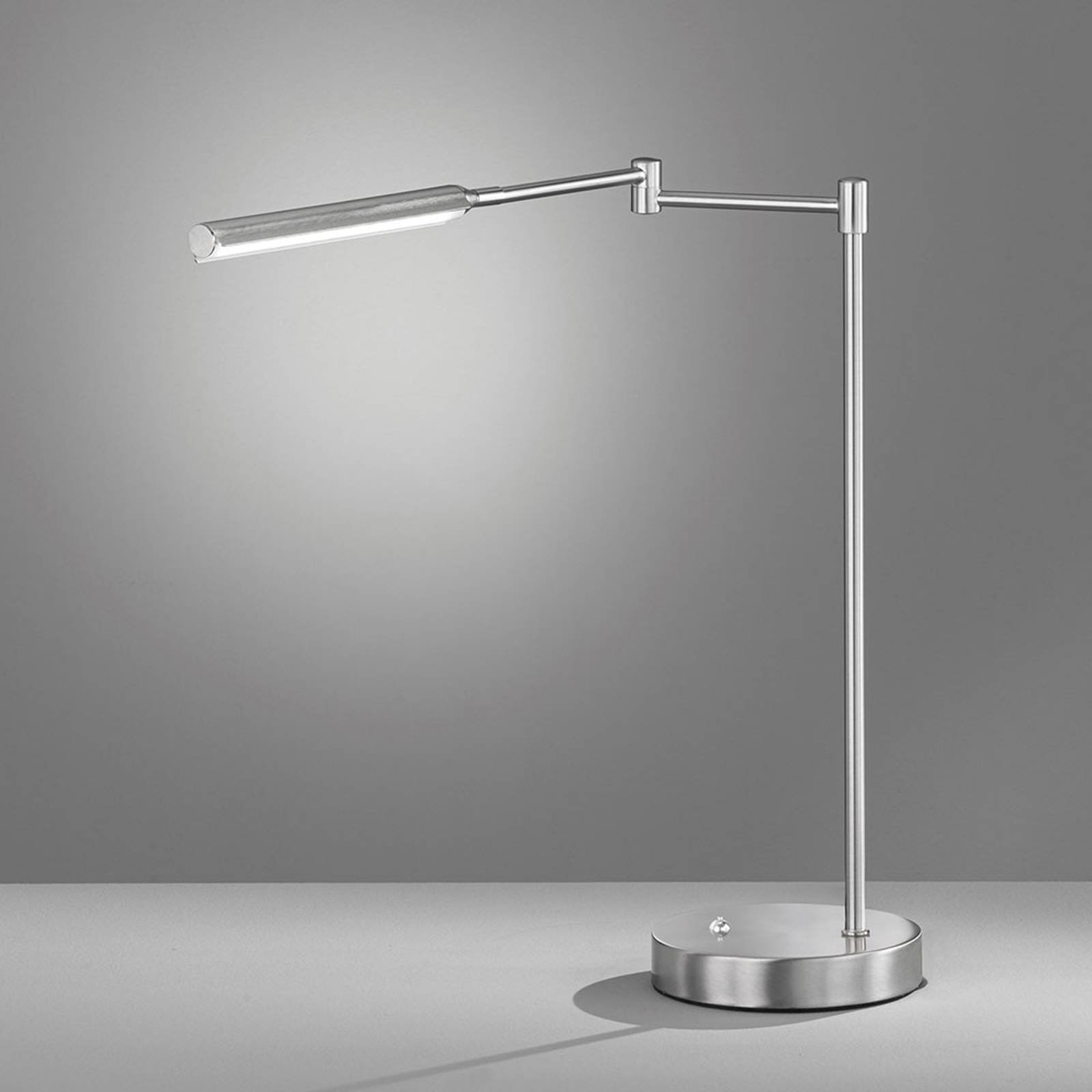 LED-bordlampe Nami, dimbar, nikkelfarget