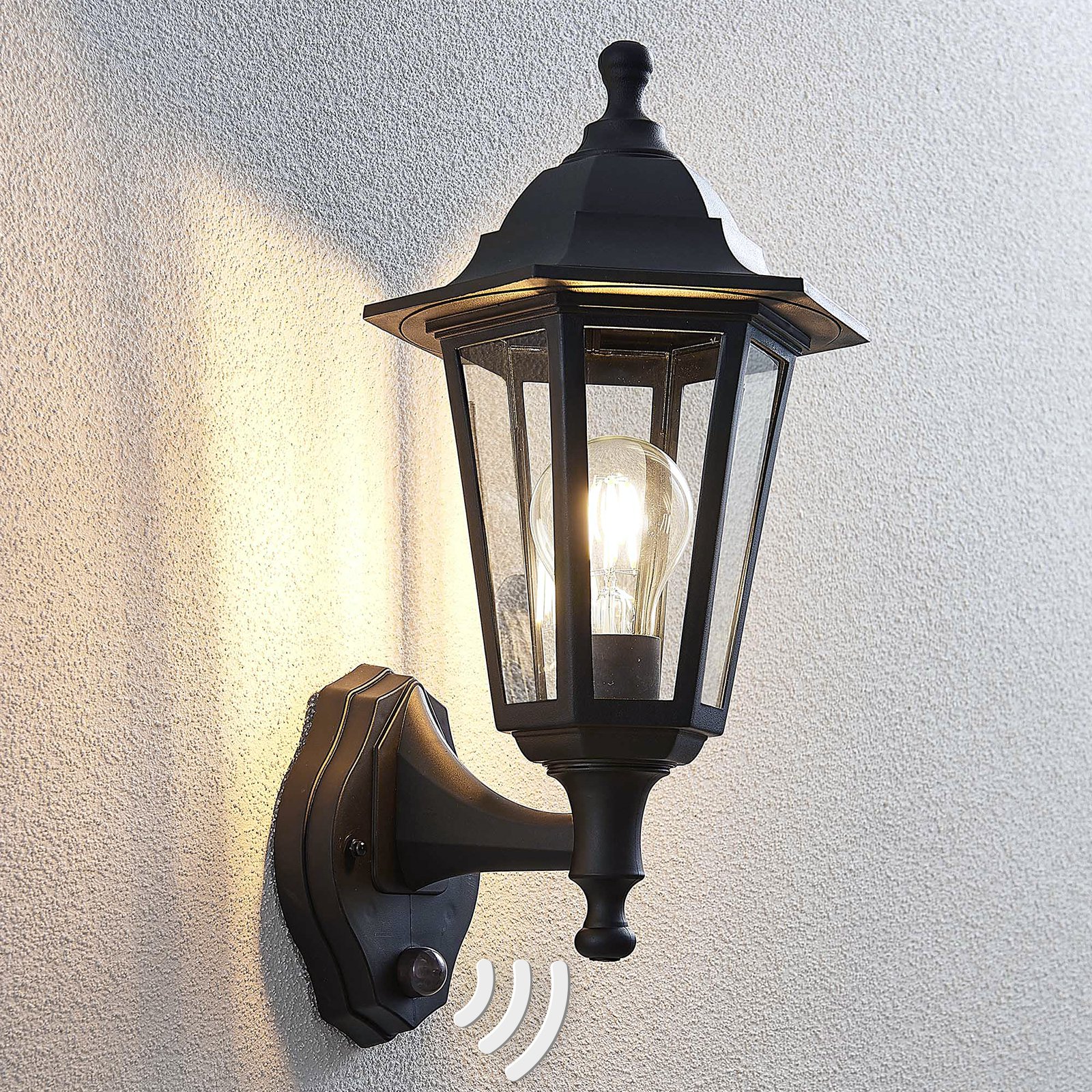 Utevegglampe Nane lyktlignende form med sensor