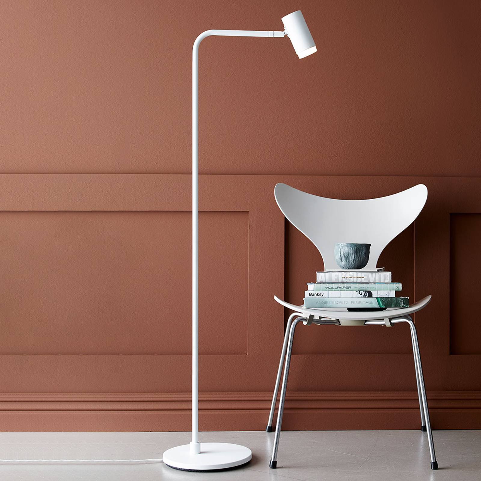 LED-gulvlampe Cato Q med dimmer, hvit