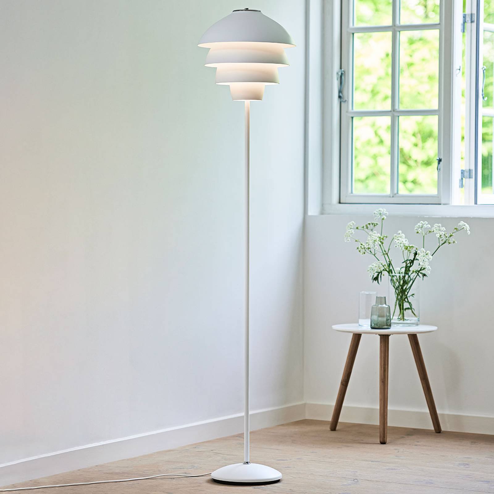 Gulvlampe Valencia, hvit
