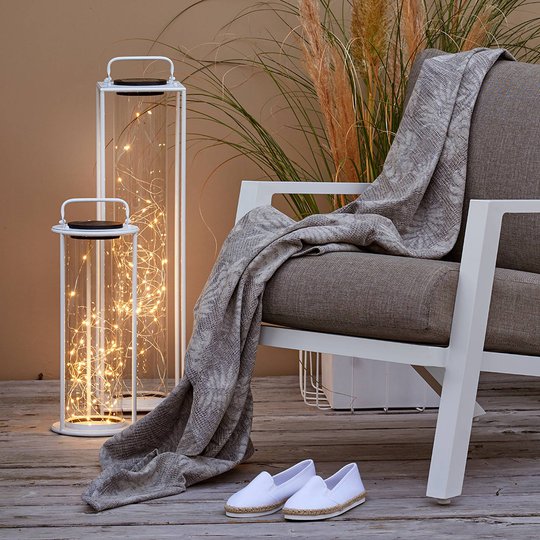 897535 LED-solcelle-gulvlampe 42 cm høy, hvit