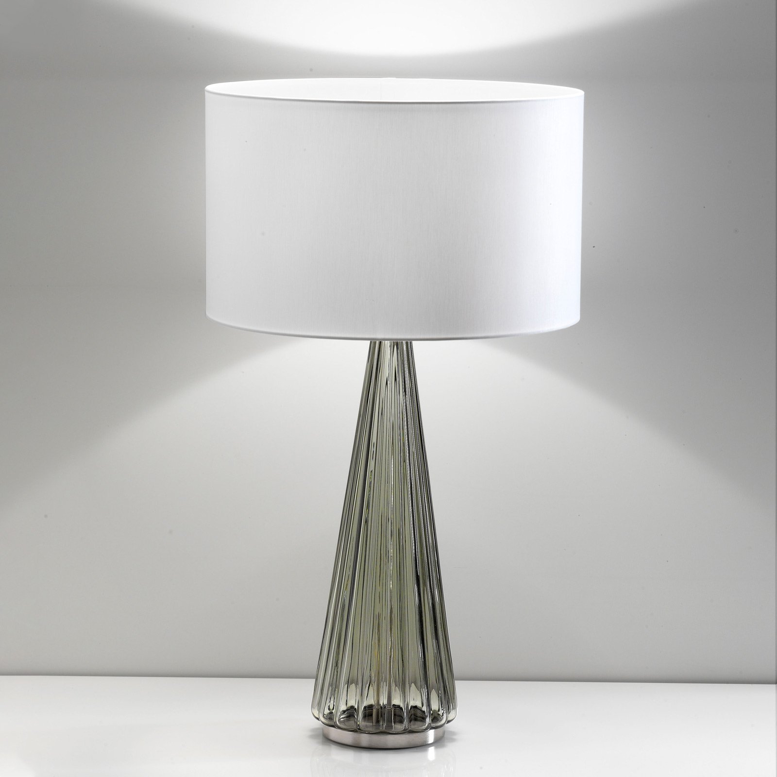 Bordlampe Costa Rica skjerm hvit, fot grå