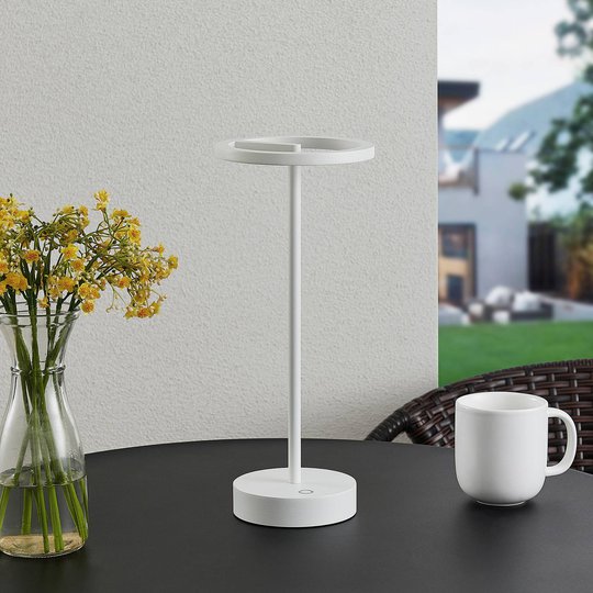 Lucande Halona LED-bordlampe, USB, hvit