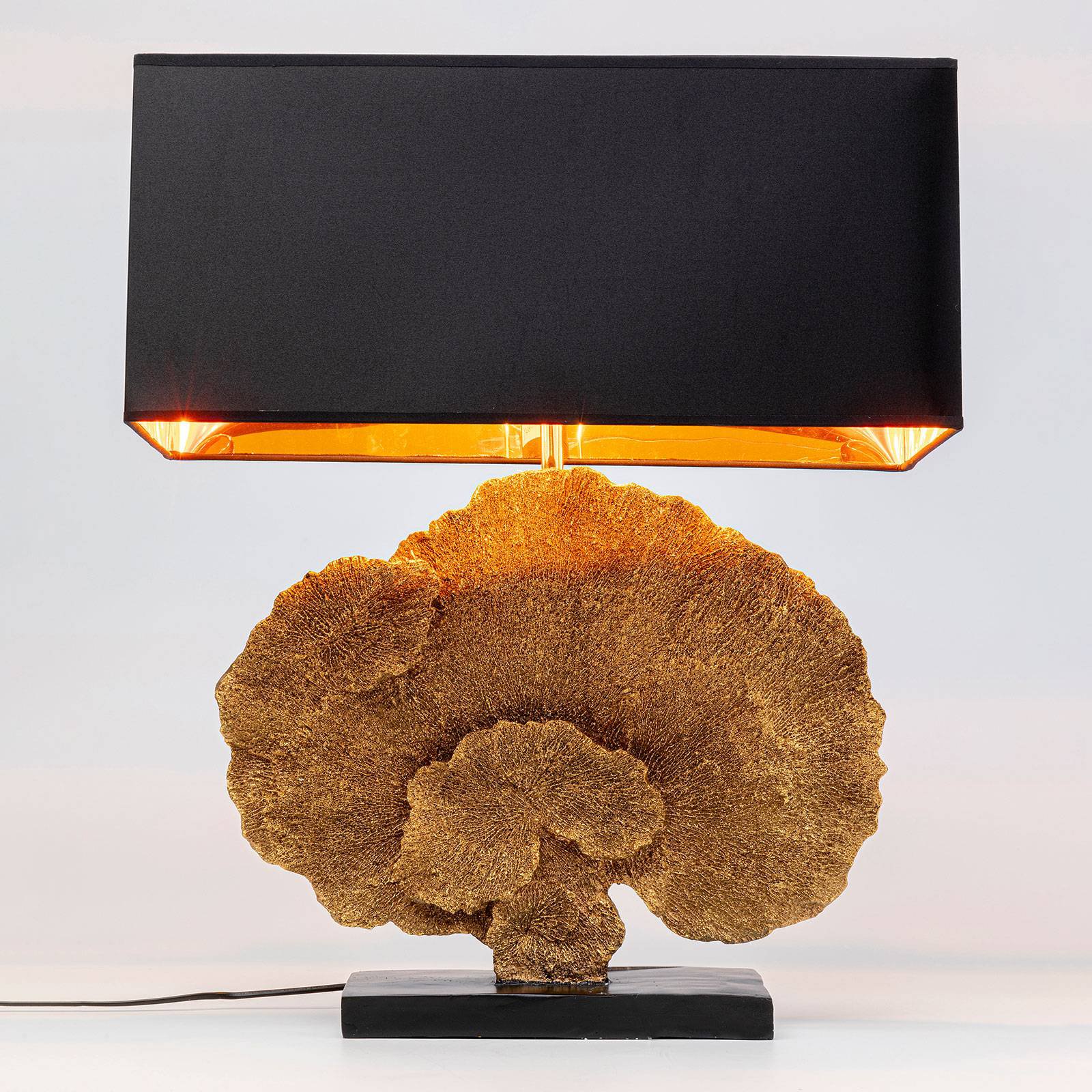 KARE Coral Gold bordlampe med tekstilskjerm