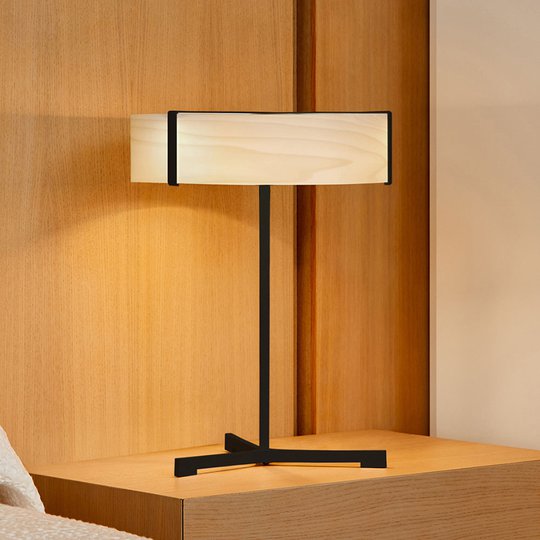 LZF Thesis LED-bordlampe svart matt / elfenben