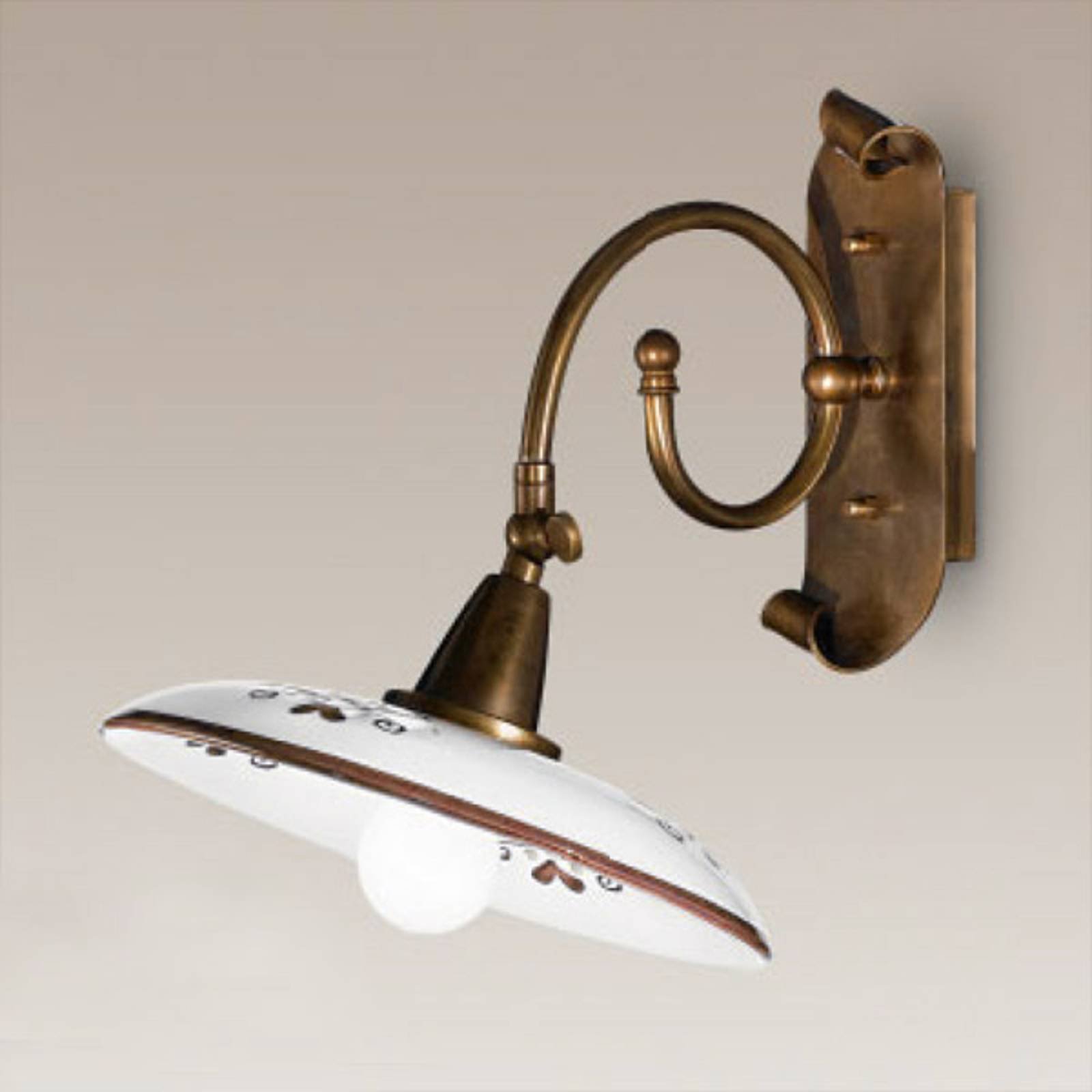 Rustikk BASSANO vegglampe i brunt