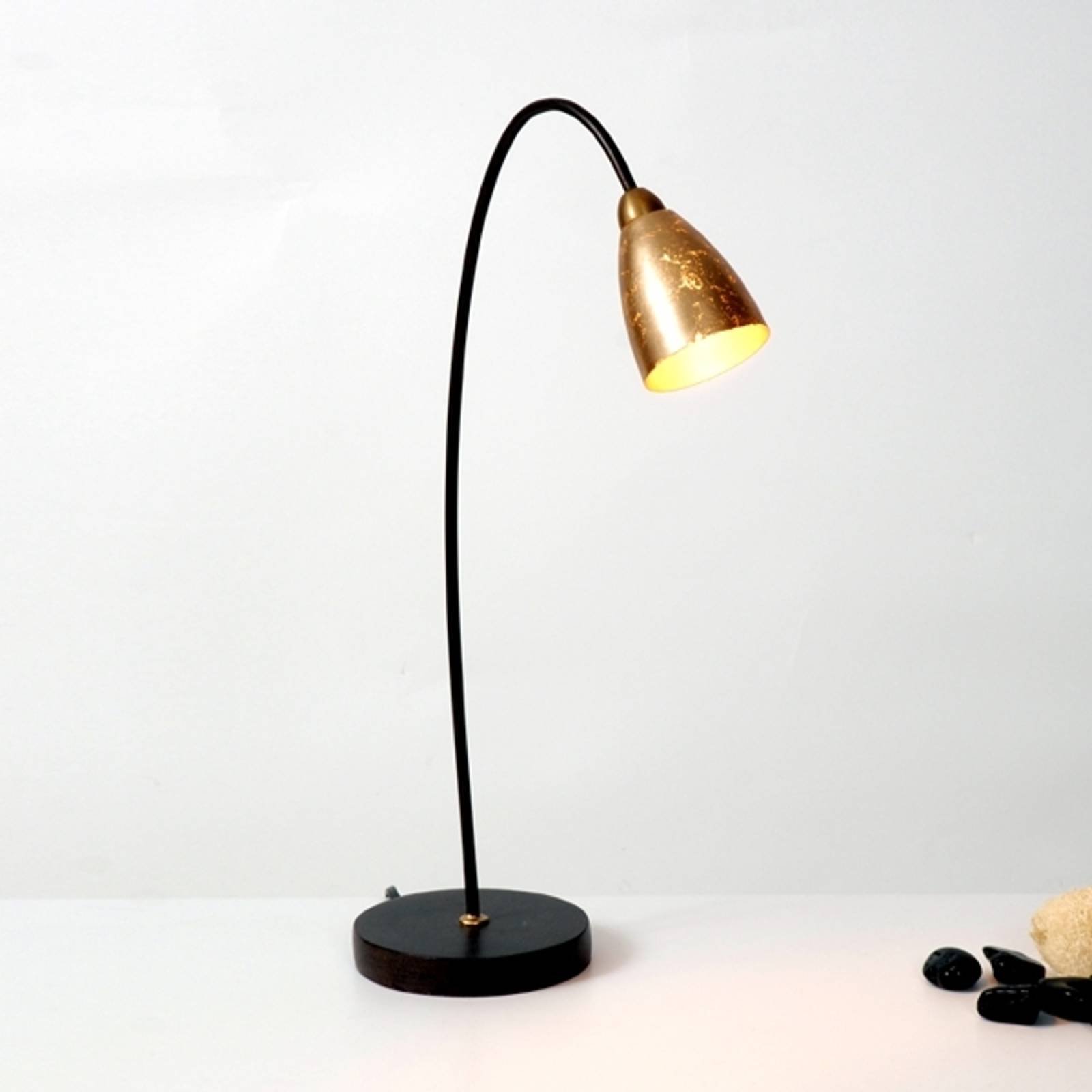 Verdifull bordlampe Alice, skjerm gull
