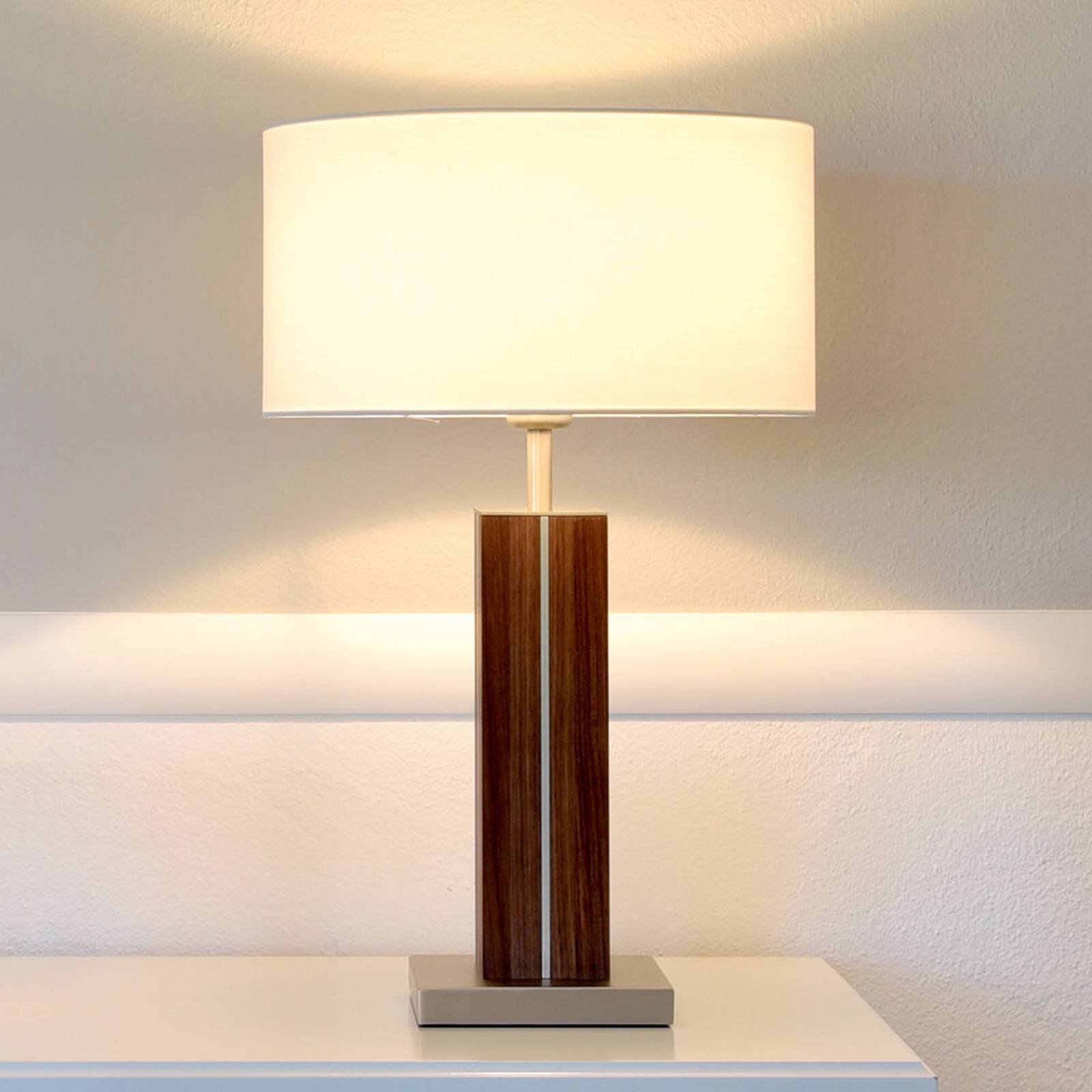 HerzBlut Dana bordlampe, trefot valnøtt