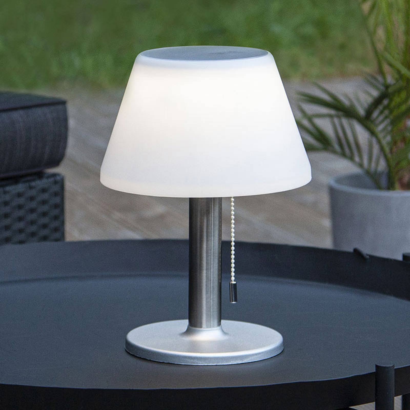 LED-solcelle-bordlampe Solia med trekksnor