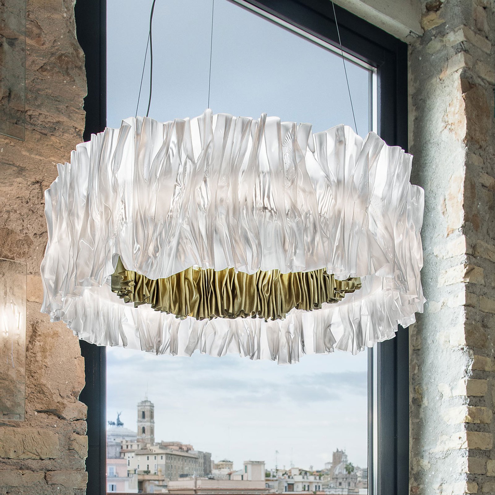 Slamp Accordéon LED-hengelampe gull 2 700 K
