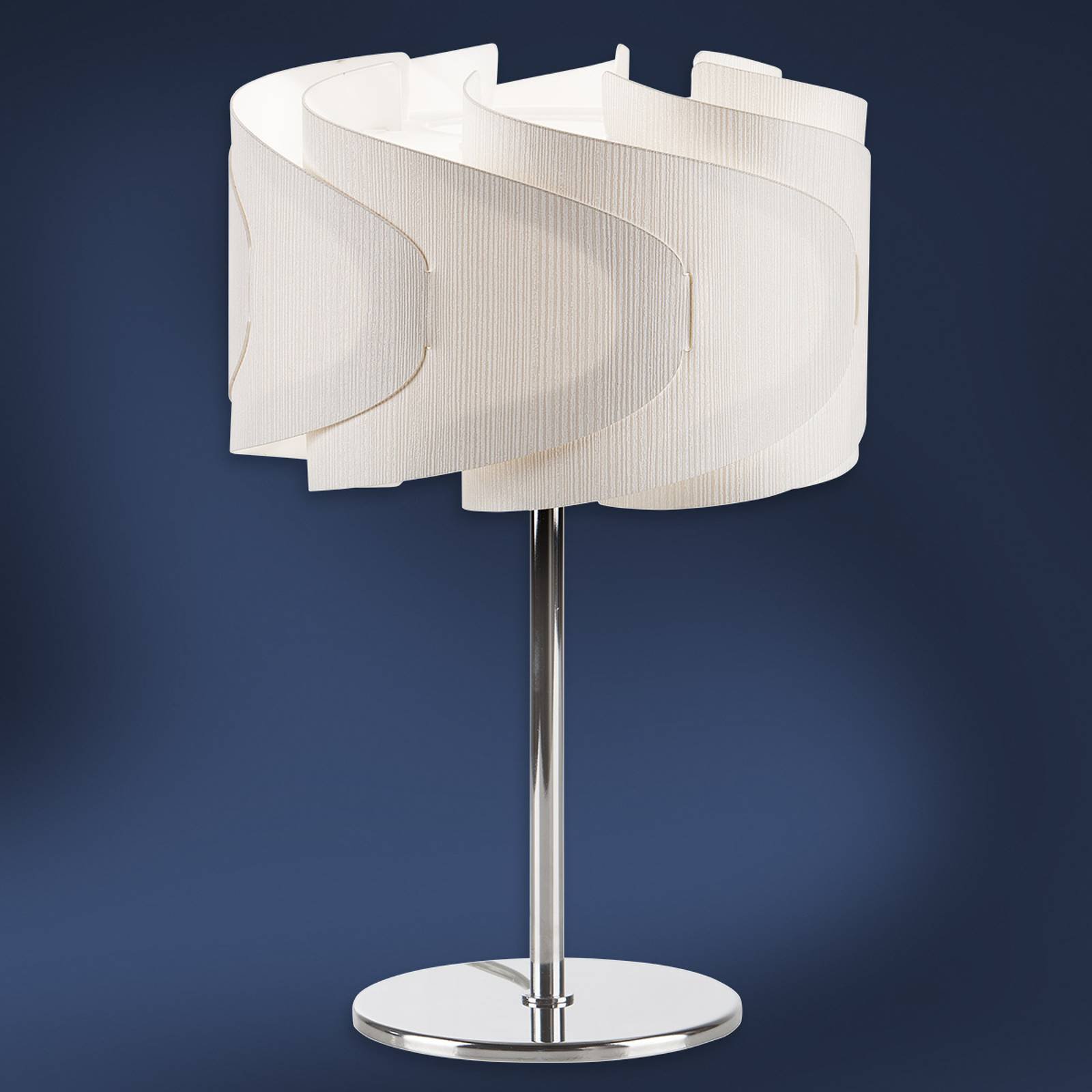 Lumetto Ellix bordlampe i treaktig utseende