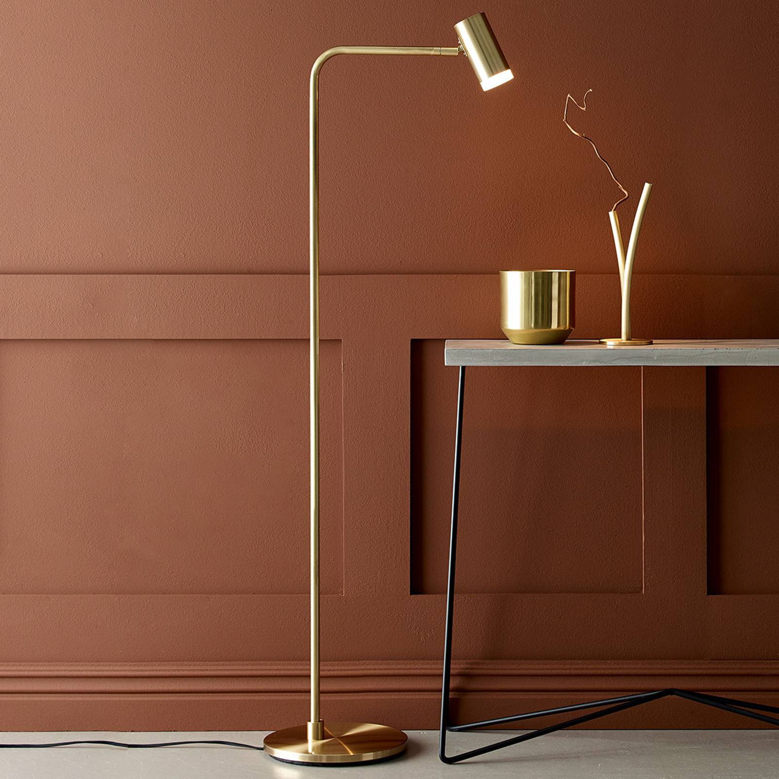 LED-gulvlampe Cato Q med dimmer, messing