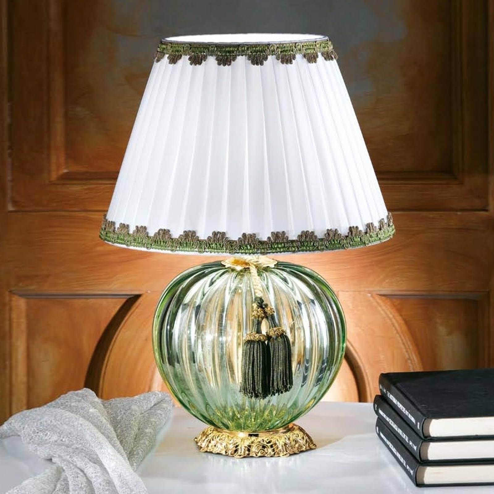 Vakker bordlampe Maureen med Muranoglass