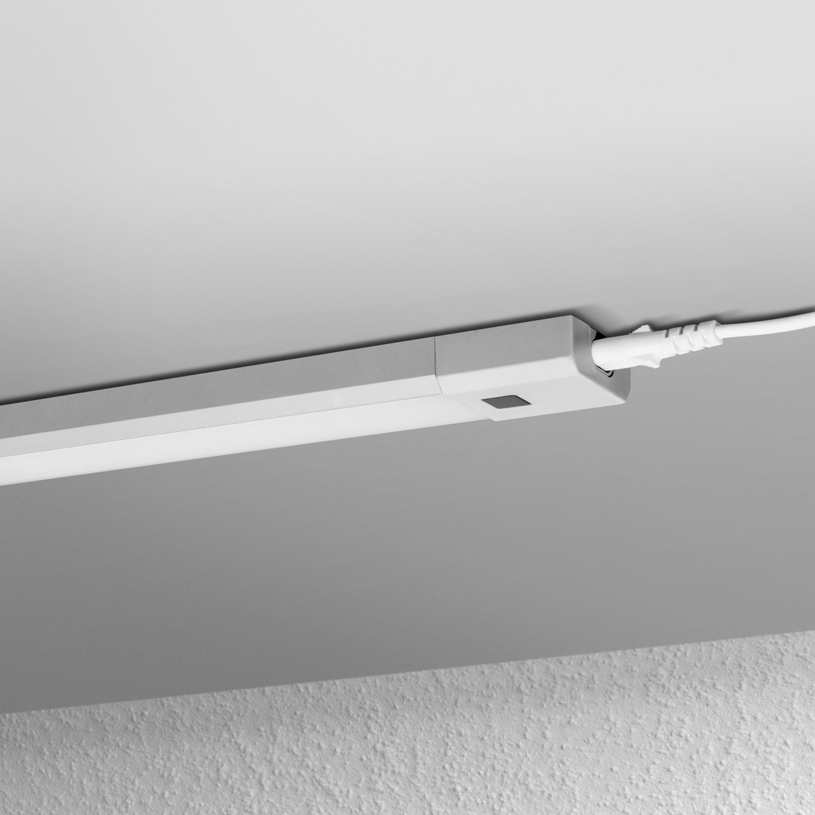 LEDVANCE Linear Slim RGBW benkarmatur 50cm