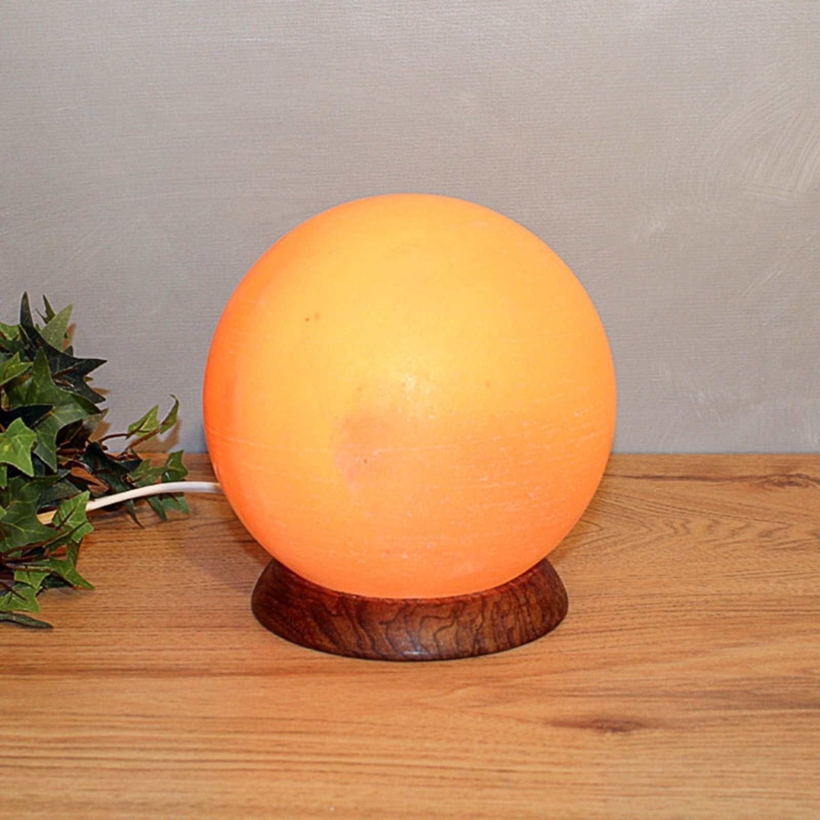 Kulerund saltlampe PLANETO